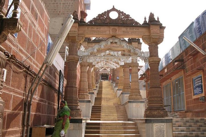 Private Tour of Jodhpur Osian and Udaipur from Jaipur - Photo 1 of 7