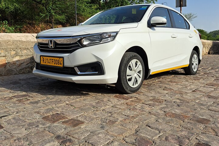 Private Transfers from New Delhi to Jaipur Hotel / Accommodation - Photo 1 of 4