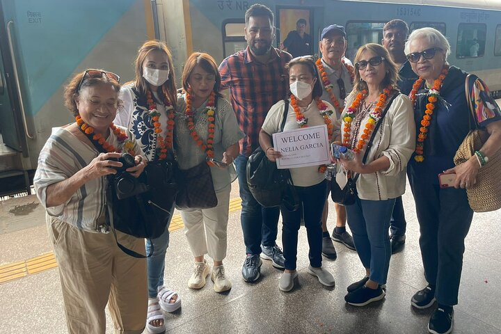 Private Same Day Taj Mahal luxury Tour By Toy Train From Delhi  - Photo 1 of 9