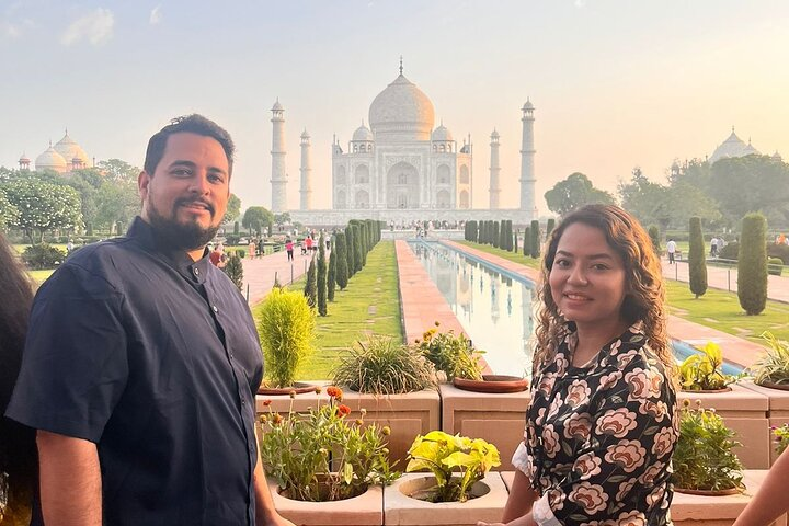 Same day Taj mahal and agra fort tour by car - Photo 1 of 7