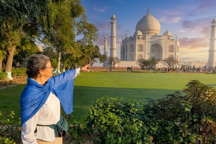 Same day Taj Mahal group tour All inclusive - Photo 1 of 9