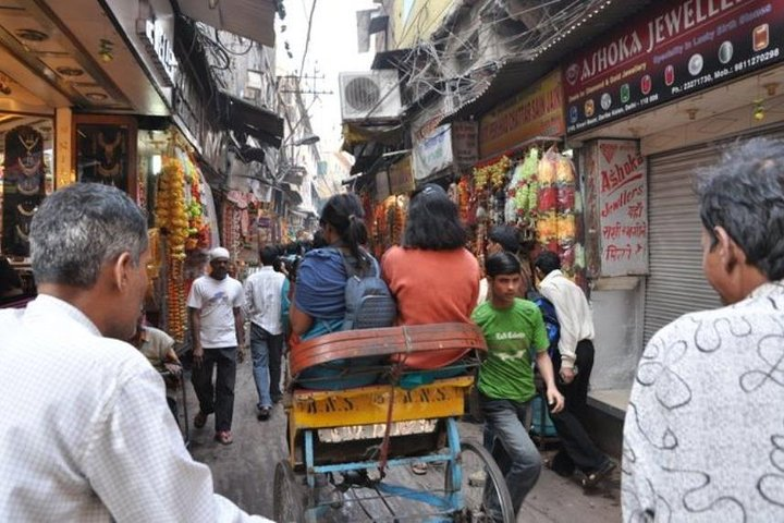 kINARI BAZAR AGRA