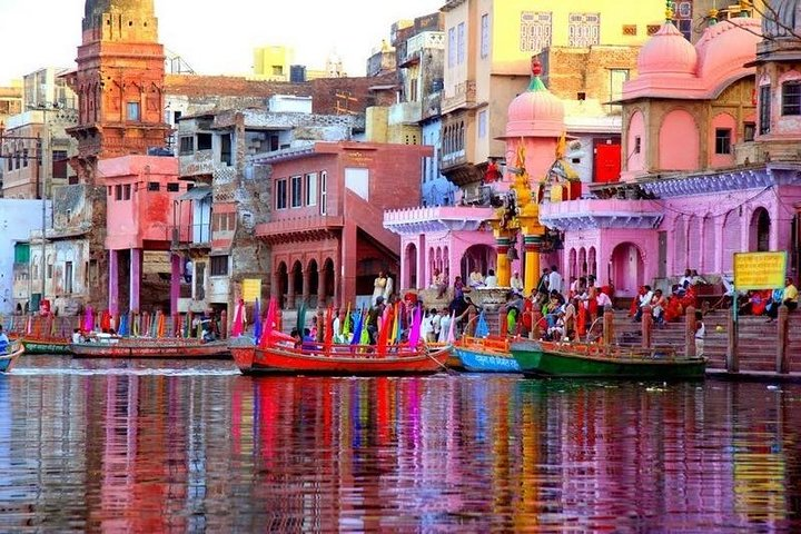 Same day tour of Tajmahal with Mathura and Vrindavan - Photo 1 of 8