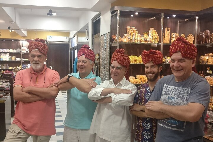 Agra's Tea demonstration & Food Tour - Photo 1 of 7