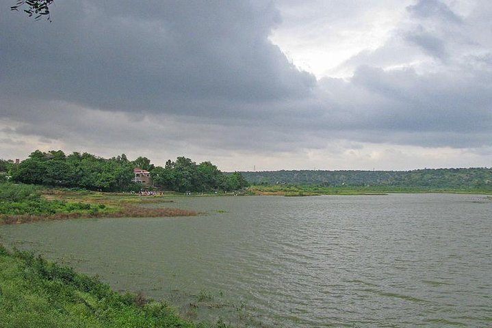Damdama Lake