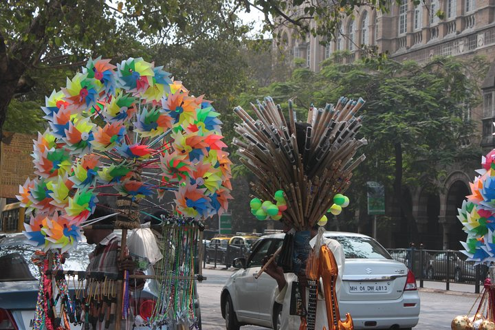 Sold before Buying: Bazaar Trails in Mumbai - Photo 1 of 7