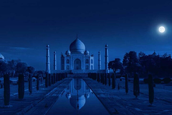 Overnight Taj Mahal Tour