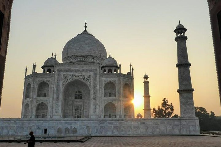Sunrise Taj Mahal Same Day Tour