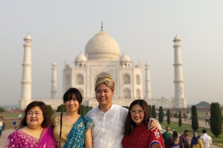 Taj Mahal skip the line - Luxury Tour - Photo 1 of 18