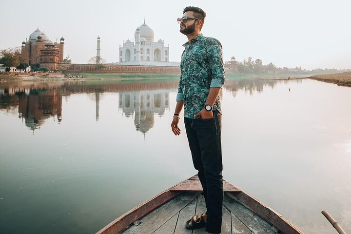 #boating #uniquepictures #tajmahal #agra #sunset view point # city love 