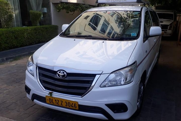 Tourist Transport - Photo 1 of 4