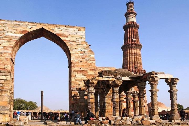 Visit to Qutub Minar, Delhi - Photo 1 of 6