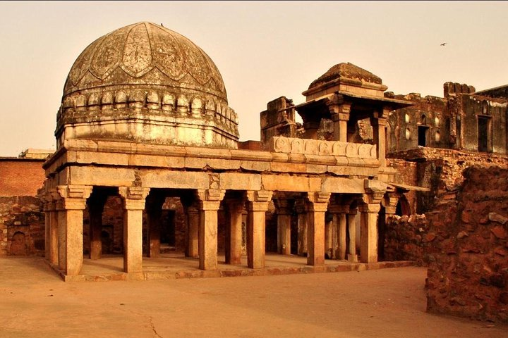 Walking Tour Of Mehrauli