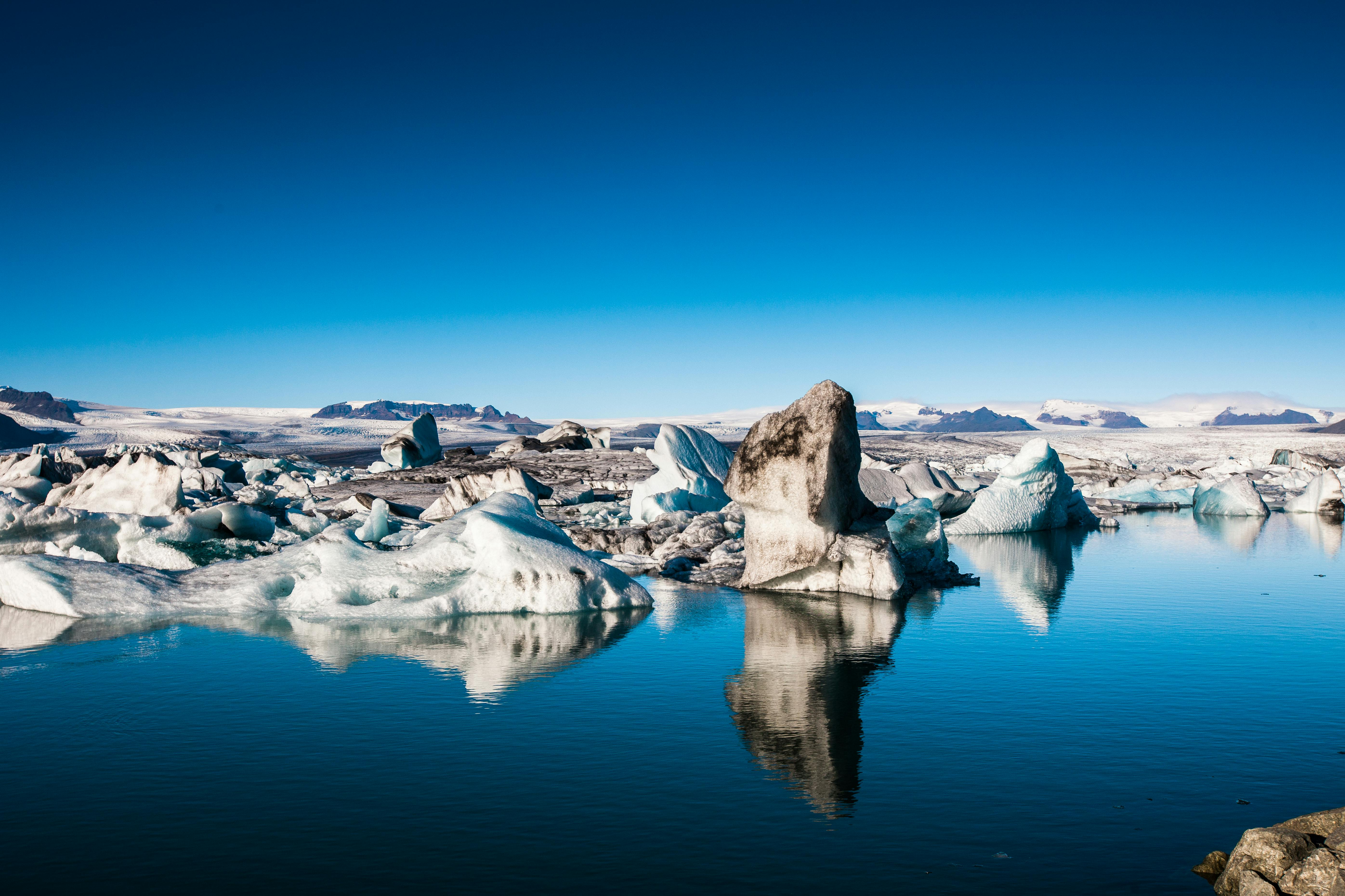 Jökulsárlón Glacier Lagoon: Roundtrip from Reykjavik - Photo 1 of 6