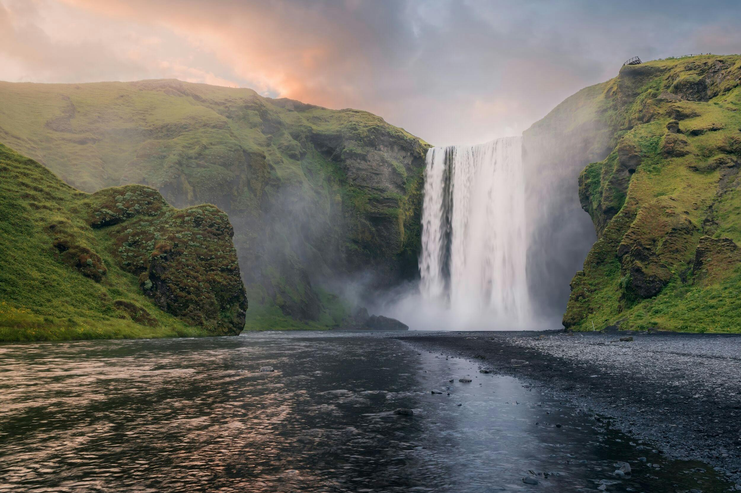 Jökulsárlón Glacier Lagoon: Full-Day Guided Tour from Reykjavik - Photo 1 of 16