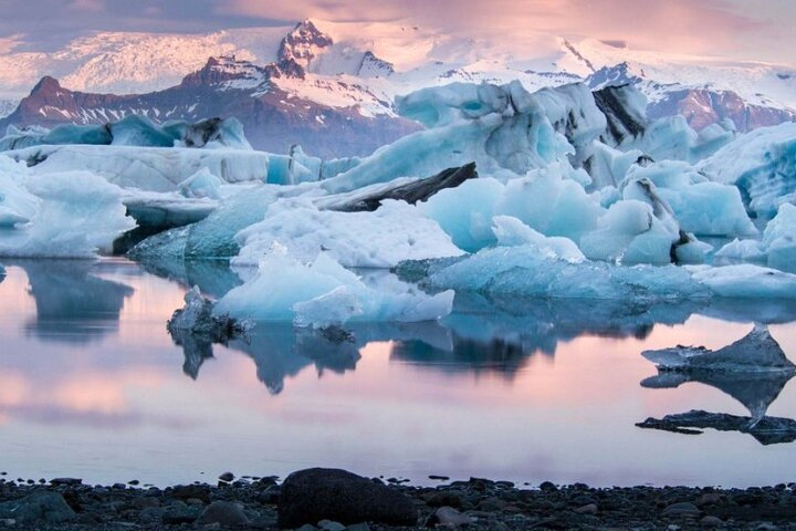Jökulsárlón Glacier Lagoon Private tour - Photo 1 of 7