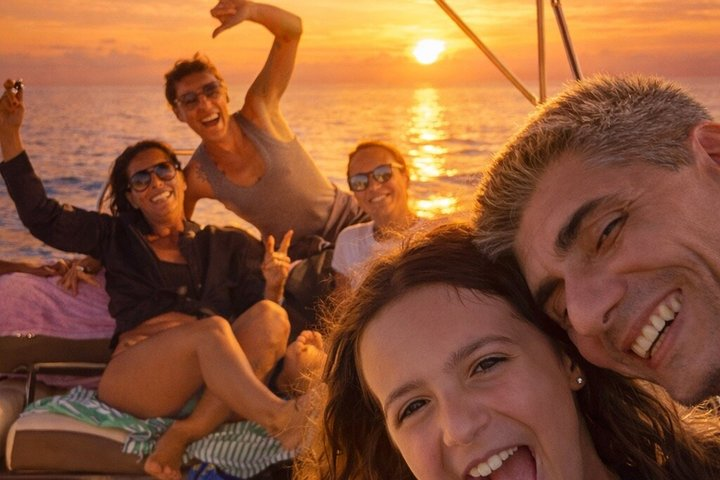 2-Hour Boat Tour at sunset in the Cinque Terre with Pesto tasting and focaccia - Photo 1 of 21