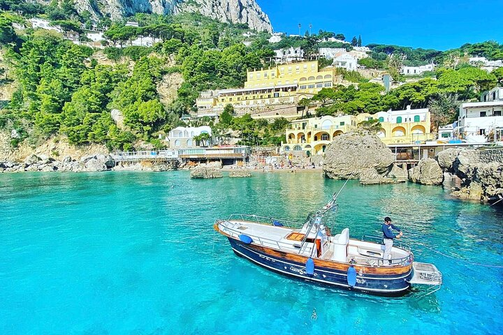 2-Hour Private Boat Tour to the Natural Beauties of Capri - Photo 1 of 13