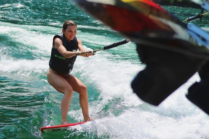 Wakeboard and Wakesurf on Lake Como with Mastercraft Boat - Photo 1 of 16