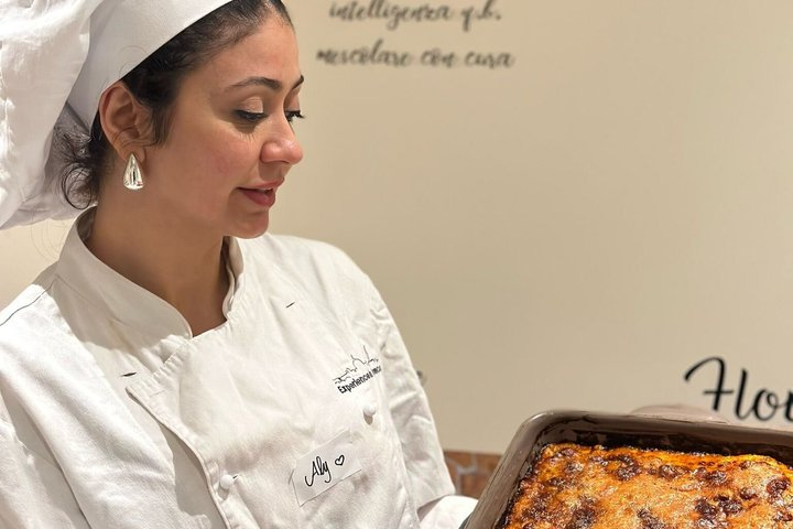 Florence : Lasagna & Tiramisù Class with Wine by Ponte Vecchio - Photo 1 of 15