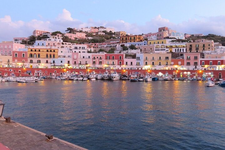 3-day Private Cruise to Ponza and Palmarola on a Sailing Boat - Photo 1 of 14