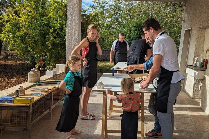 Make your own stone souvenir with aperitif in Olive Garden - Photo 1 of 22