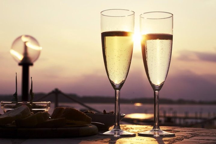 Lake Lario - exclusive aperitif onboard