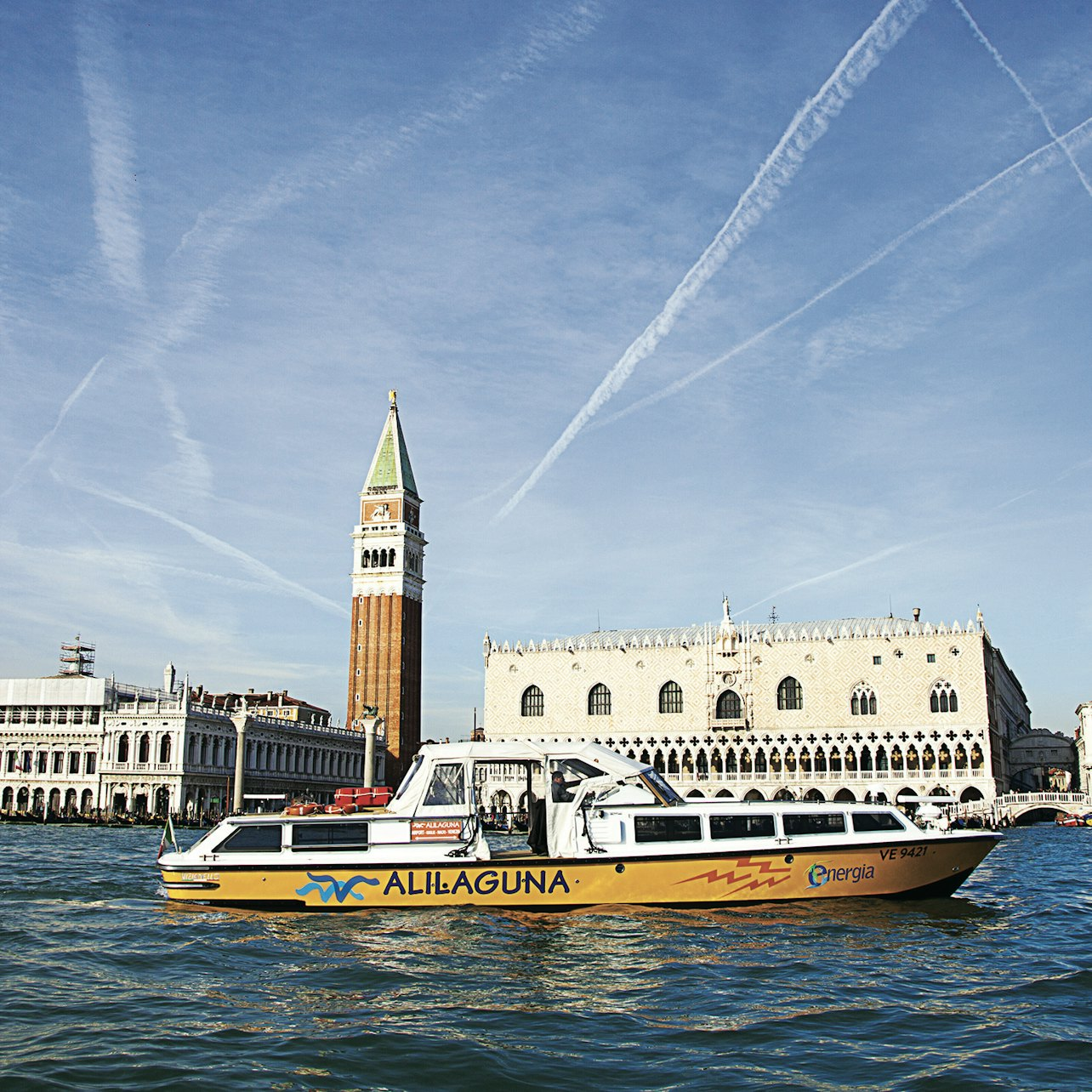 Marco Polo Airport: Alilaguna Boat to/from Venice City Center - Photo 1 of 6