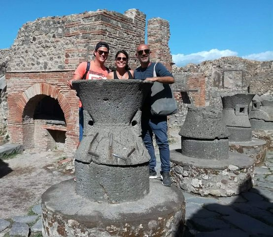 Pompeii Tour from Naples: Skip-the-Line Entry + Guided Visit - Photo 1 of 16