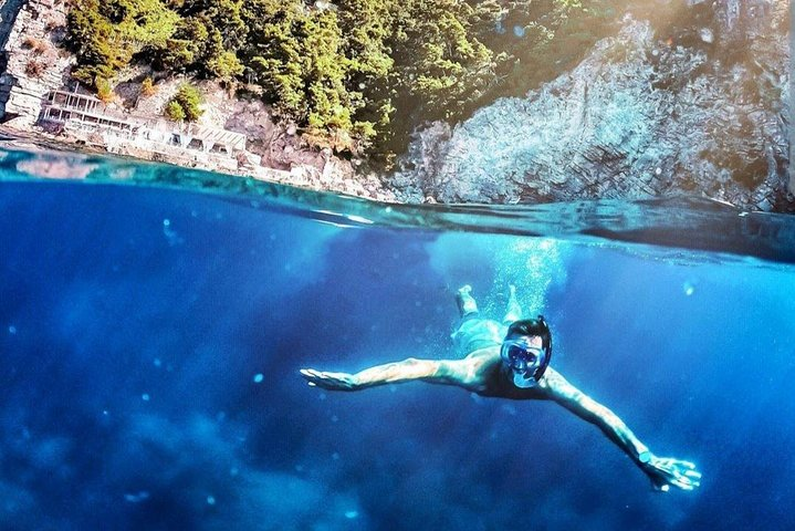 Amalfi Coast boat ride & snorkel - Photo 1 of 14