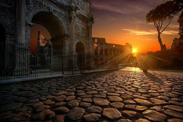 Colosseum during sunrise tour