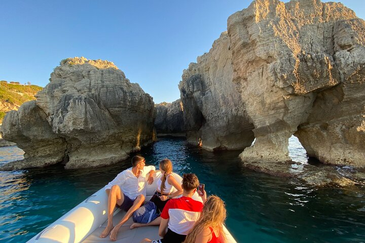 Aperitif at Sunset (Group) - Photo 1 of 20