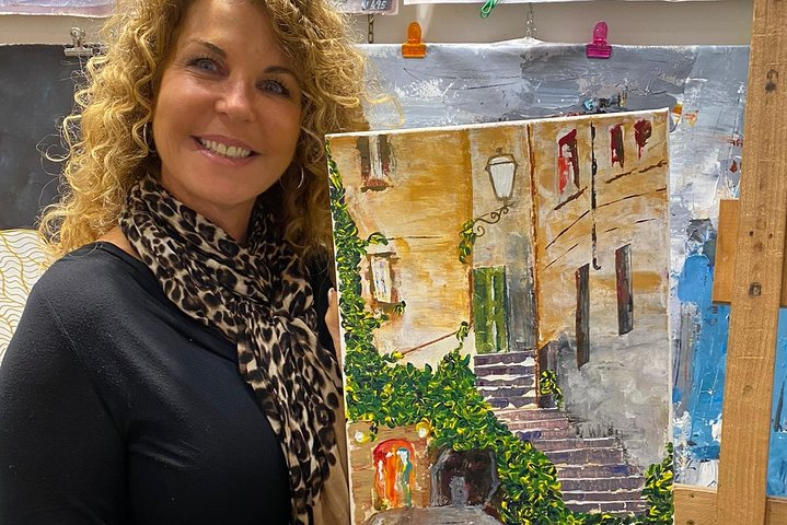 2 Hours Art Class with Local Artist - Photo 1 of 14