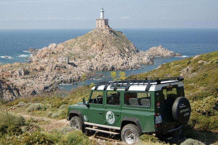 ASINARA - Off-road vehicle and panoramas