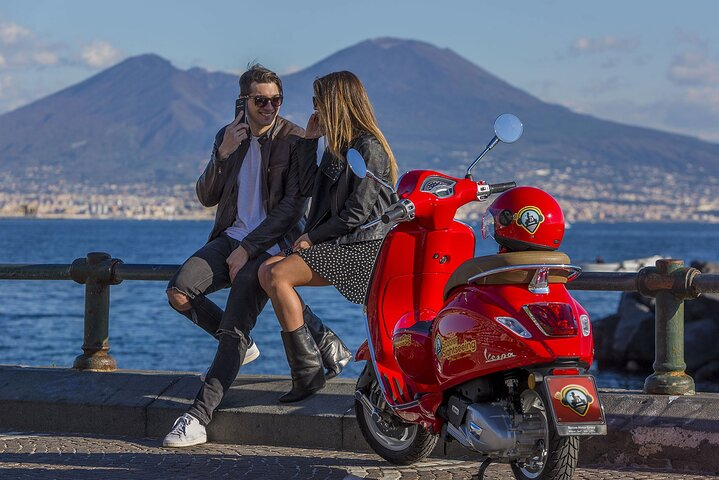 Audioguided Vespa Tour of Naples (Vespa with driver) - Photo 1 of 11