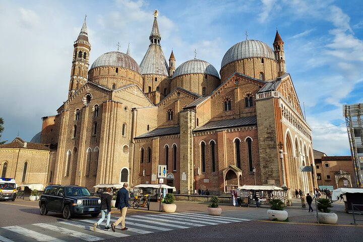 Basilica of St. Antonio of Padua Private Tour from Rome - Photo 1 of 25
