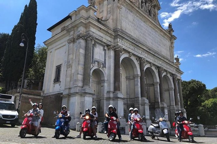 Beautiful Roma Tour on Vespa with Driver - Photo 1 of 8