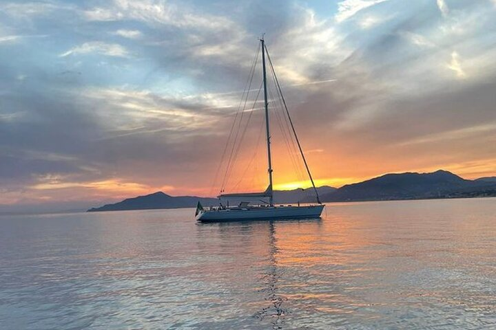 BELLAGIO Private Sailing + Lunch + Villa Melzi - Photo 1 of 25