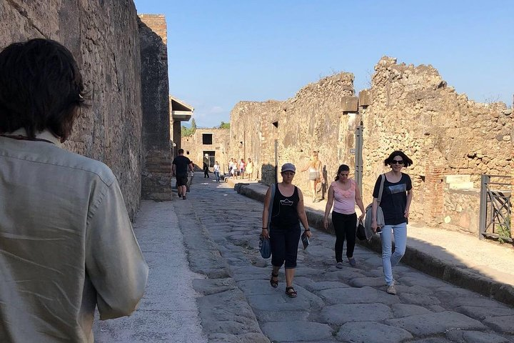 Walking on ancient Roman roads
