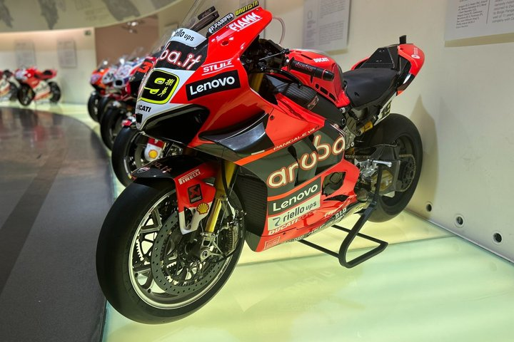 BOLOGNA BEST: LamboMuseum,Ducati Factory&Museums,BalsamicLunch in