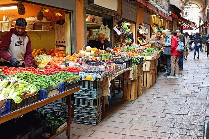 BOLOGNA PRIVATE FOOD WALKING TOUR (morning or evening) - Photo 1 of 9