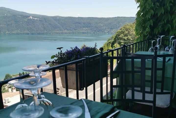 Bracciano Castel & Etruscan Day Tour from Rome - Photo 1 of 7