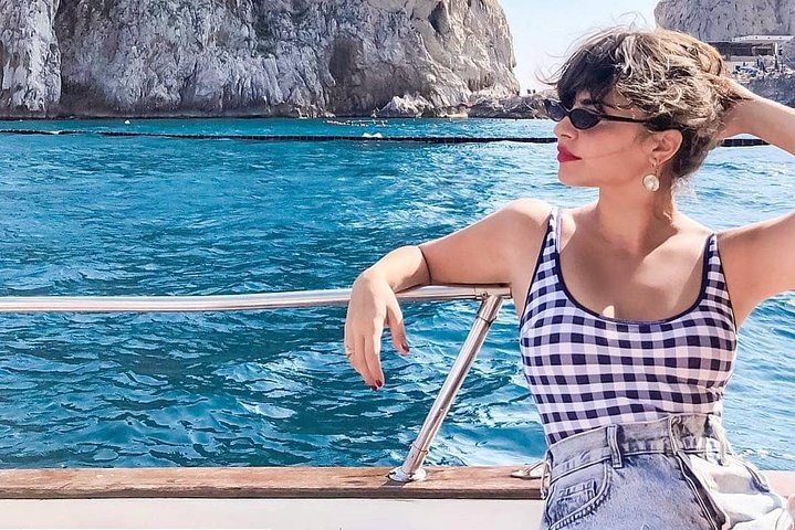 Capri boat excursion - Photo 1 of 19