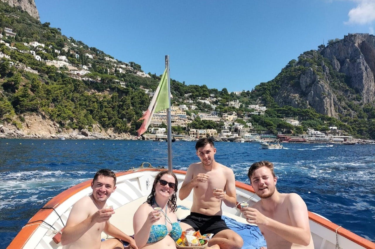 Capri: Sunset Boat Tour with Drinks - Photo 1 of 5