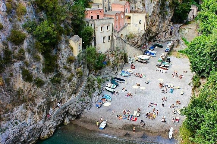 Carmine's Secret Tour from Naples Train Station coming from Rome or Naples Port - Photo 1 of 9