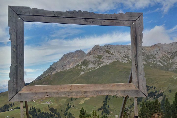 Carrara pure white marble quarries