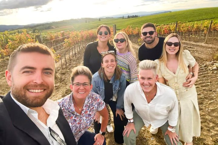 Hidden Castles & Chianti Wine Experience– Small Group - Photo 1 of 16