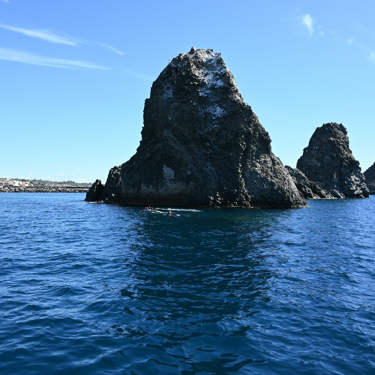Ciclopi Islands & La Timpa di Acireale: Boat Tour & Scuba Diving Experience - Photo 1 of 3