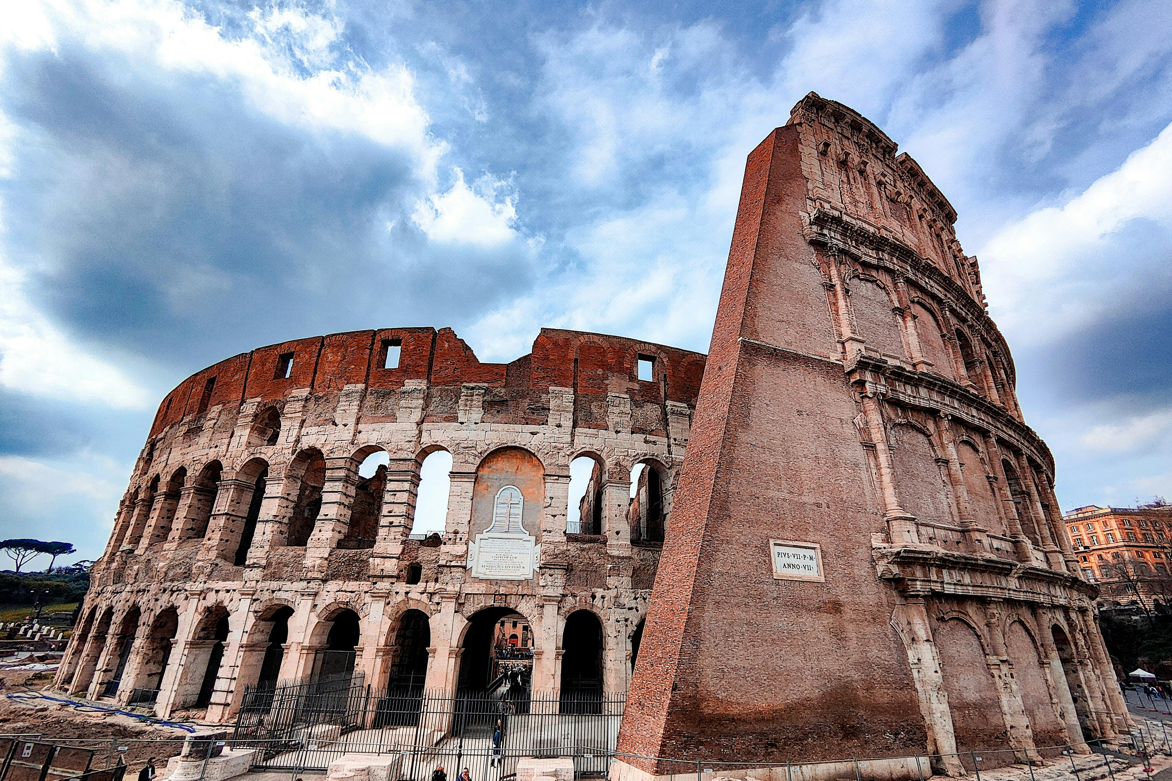 Civitavecchia Harbour: Roundtrip by Bus to Rome - Photo 1 of 5