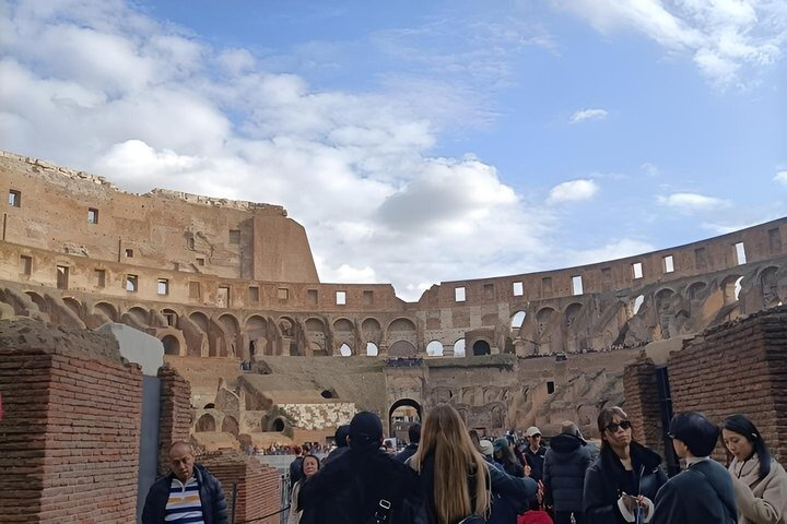 Tickets and Guide of Colosseum, Roman Forum and Palatine Hill - Photo 1 of 7
